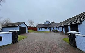 Lindas Retreats Self Catering Accommodation 1 Bedroom Cottage Or 3 Bedroom House